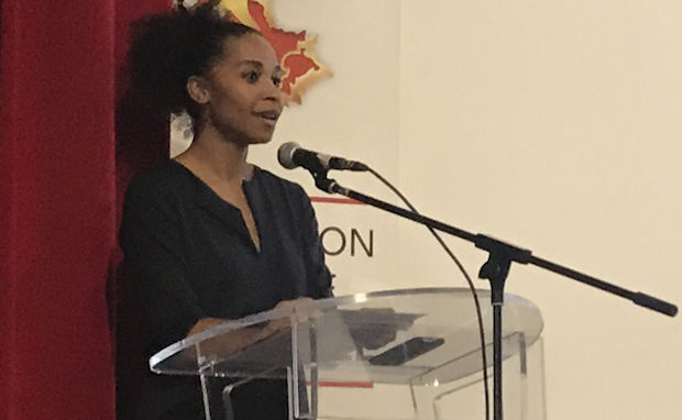 Laura George est venue parler de la Coupe du Monde Féminine dont Lyon sera la plaque tournante. Laura George est venue parler de la Coupe du Monde Féminine dont Lyon sera la plaque tournante.