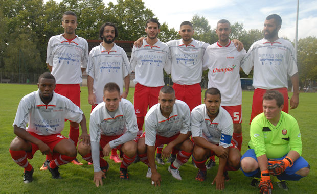 L'Olympique Rillieux a réalisé l'une des performances des trente-deuxièmes de finale de la Coupe du Rhône en sortant le FC Bords de Saône.