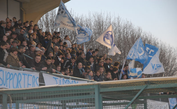 FC Villefranche - Pas de record d'affluence à CHOUFFET, pelouse bâchée FC Villefranche - Pas de record d'affluence à CHOUFFET, pelouse bâchée