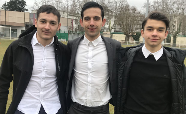 Les arbitres de la rencontre Les arbitres de la rencontre