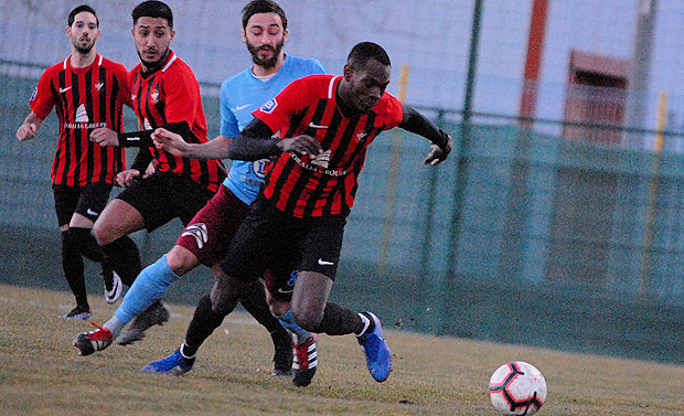 N3 – Le FC VAULX pas malheureux, le FC BOURGOIN pas payé
