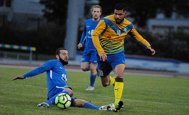 R2 – Fin de mauvaise série pour le FC VENISSIEUX, l’AS BRON GL trop naïve