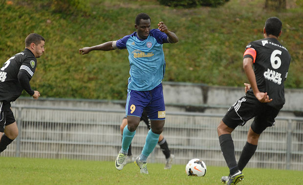 Mangara est le roi des buteurs de R1 cette saison. Mangara est le roi des buteurs de R1 cette saison.