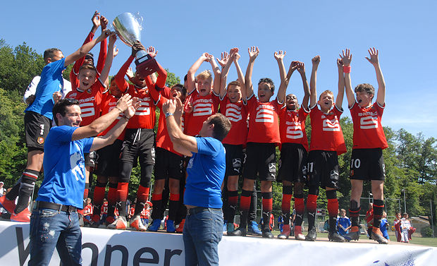 Challenge U12 Rémi Jacquet - Au STADE RENNAIS la victoire, à l'AS SAINT-PRIEST la gloire Challenge U12 Rémi Jacquet - Au STADE RENNAIS la victoire, à l'AS SAINT-PRIEST la gloire