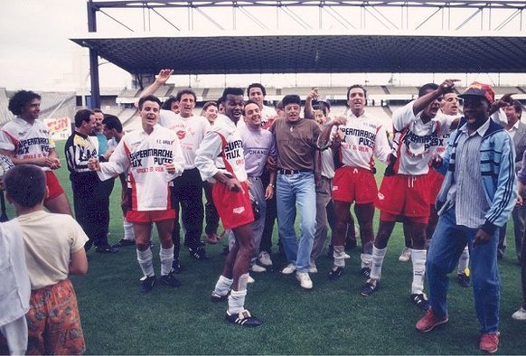 La montée en D4 fêtée sur le stade de Gerland en 92