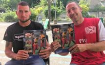 Livre d'OR MONFOOT69 - Le vieux BUTEUR et le jeune GARDIEN ont leur bouquin souvenir !