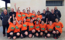 Les ECHOS des CLUBS - Premiers maillots pour les filles de MUROISE Foot !