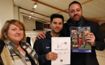 ECHOS des CLUBS - FS CIVRIEUX offre des livres MONFOOT69 