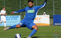 Aziz Bouzit (FC Limonest Saint-Didier), ombre et lumière